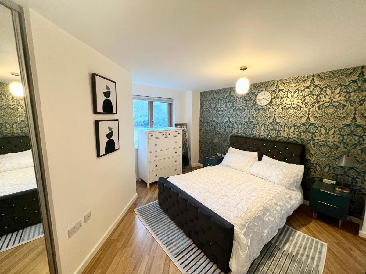 2 Bedroom Apartment Near Olympic Park With Free Parking London Eksteriør bilde